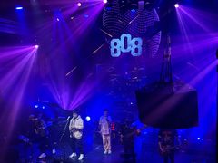 -808 LiveHouse