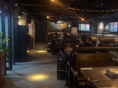-麦凯伦烧烤·精酿超级工厂店(金桥总店)