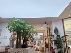 -Line 咖啡(石厦花园店)