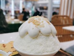 榴莲肉加榴莲芝士-丹礼糖甜品