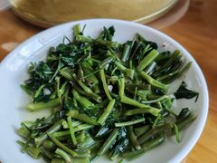 -芦茨金富饭庄·25年老字号·专做稻草鸡
