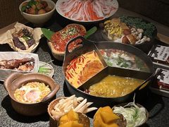 -三出山火锅(南京万象天地店)