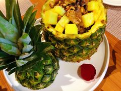 菠萝饭-雀舞云南菜(乐客城店)