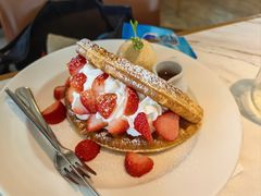 -ROAST coffee & eatery