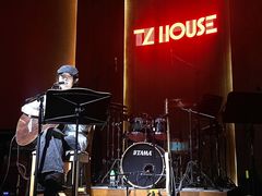 -TZ House音乐现场(来福士中心店)
