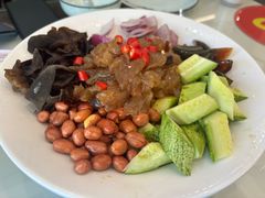 -龙香居海鲜浑锅家常菜·特色驴肉