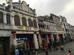 -海口骑楼小吃街