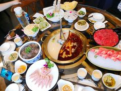 -小天鹅火锅·一线江景洪鼎旗舰店(洪崖洞店)