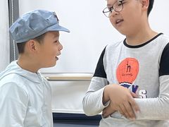 -蓝话筒·少儿成人演讲口才·主持朗诵·戏剧表演(大华第一坊店)