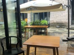 露天位-渝半城经典川粤菜(重庆天地店)