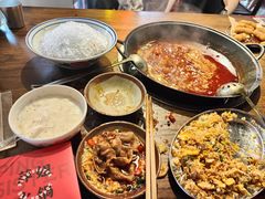 -萍姐火锅·公路夜市(武汉首店)