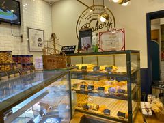 面包甜点陈列柜-BONBON BAKERY