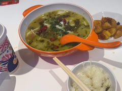 -小六鱼你.下饭酸菜鱼(益田假日广场店)
