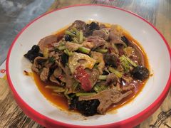 -冯烫烫跷脚牛肉·川菜小馆(武胜西街店)
