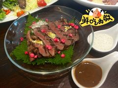 -Chom Cafe and Restaurant