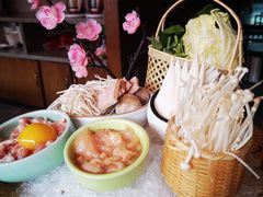 -咕嘟草帽鱼·牛奶一样的鲜鱼汤(天鹅湖万达广场店)