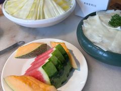 -巴渝瓦肆重庆鲜火锅(宝龙环湖店)