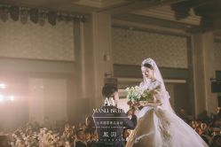 -MANLI BRIDAL婚纱