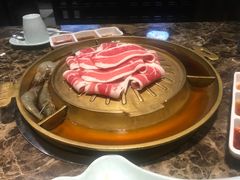 -猪啊牛呀羊啊铜盘烤肉(正大广场店)