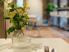 -潮一不贰·法式甜品·生日蛋糕·西式简餐(外滩店)