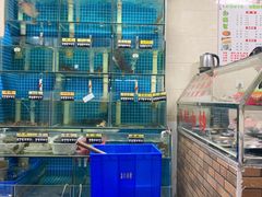 -亚忠小吃店(曾厝垵店)