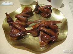 美味乳鸽-唐宫海鲜舫
