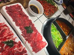 -热火朝天鲜切牛肉火锅(南强街巷店)