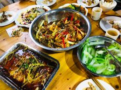 焖烧鸡-弓虽昌焖烧鸡(大竹林店)