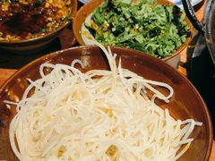 -周小明火锅(黑金冠社区店)