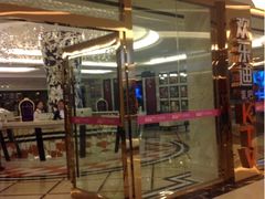 门口-欢乐迪KTV(合川宝龙店)