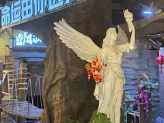-暴风岛沉浸式体验馆(百联世纪店)