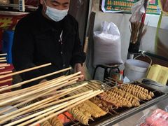 -小魏哥果仁烤面筋