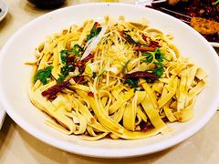 油泼豆腐皮-群姐面馆·海鲜烧烤(同安路二店)