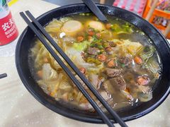-龙记桂林米粉(财满街店)