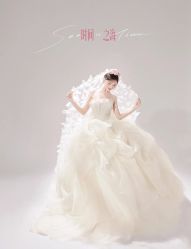 -雅云婚纱摄影工作室旗舰店