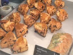 -Dough&Joe团憩(瑞虹天地月亮湾店)
