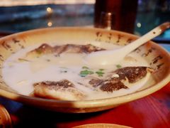 招牌鱼头汤-75幢私房菜馆
