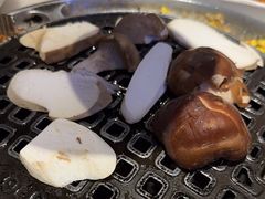 -韩聚屋韩国烤肉餐厅(新北万达店)