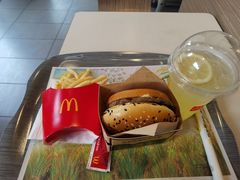 -麦当劳(宜昌东山大道店)