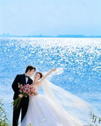 -喜爱高定婚纱摄影
