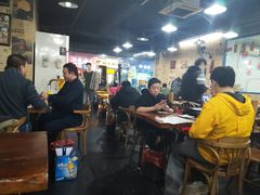 大堂-大院涮烤·东北经典老味烧烤·铜锅涮肉(江南东路店)