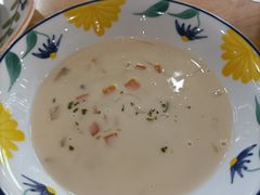 奶油海鲜浓汤-萨莉亚意式餐厅(南京环亚凯瑟琳广场店)