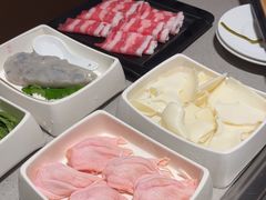 -海底捞火锅(宝龙广场夜宵主题店)