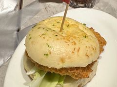 -必胜客(余姚五彩城店PH店)