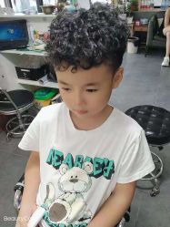 -萌宝专业儿童美发