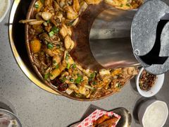 -老佛爷铜炉蛙锅(东门老街店)