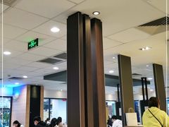大堂-麦当劳(世界城广场店)