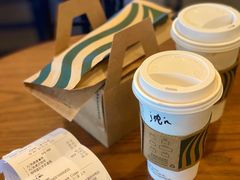 燕麦奶拿铁-星巴克臻选(深圳皇庭广场分店)