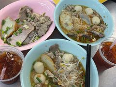 -榮泰米粉湯(Left Shop)