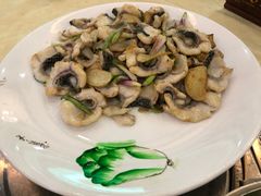 蒜蓉炒生鱼肉片-宏八酒楼(西樵山景区店)